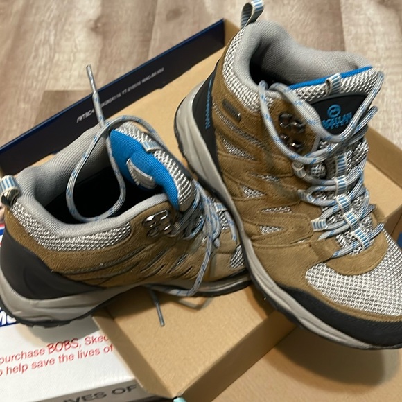 Shoes for women - Picture 1 of 5